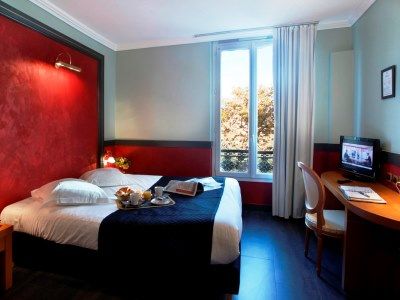 Adonis Marseille Vieux Port - Hotel Du Palais Екстериор снимка